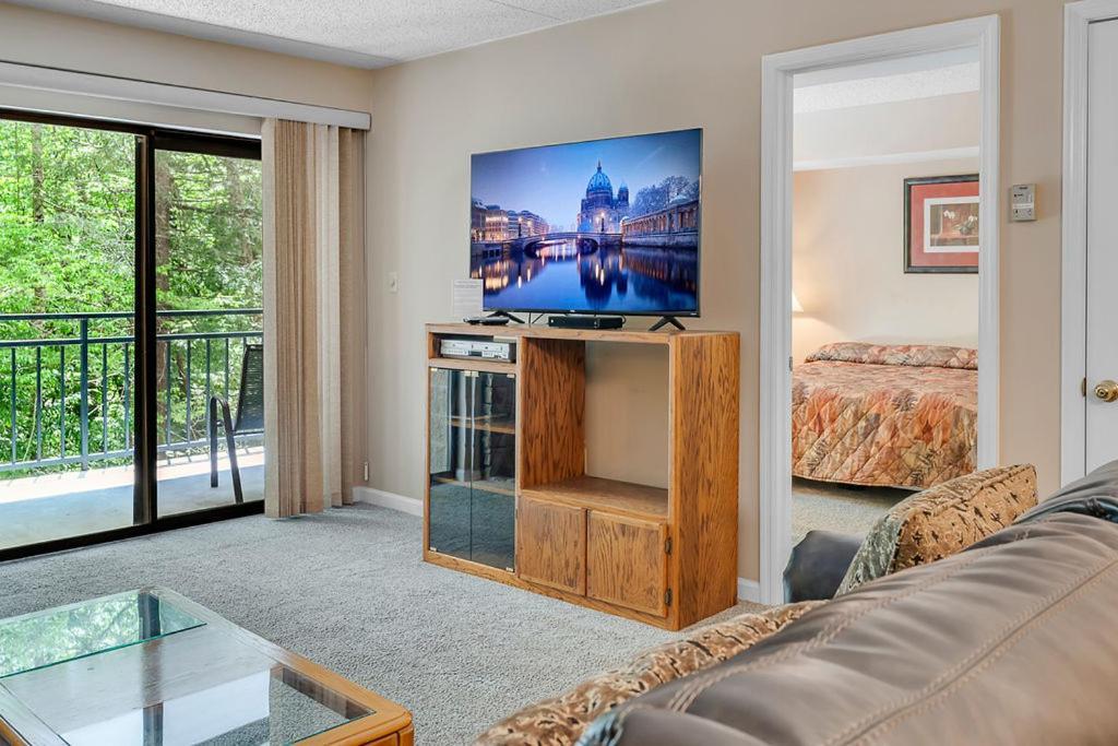 Park Place Condos Гетлинбург Екстериор снимка